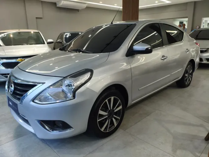 Nissan Versa SL 1.6 16V Flexstart 4P Aut. 2020