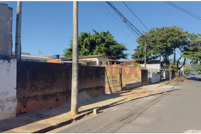 Terreno a venda em Lins-SP 300,00 m²