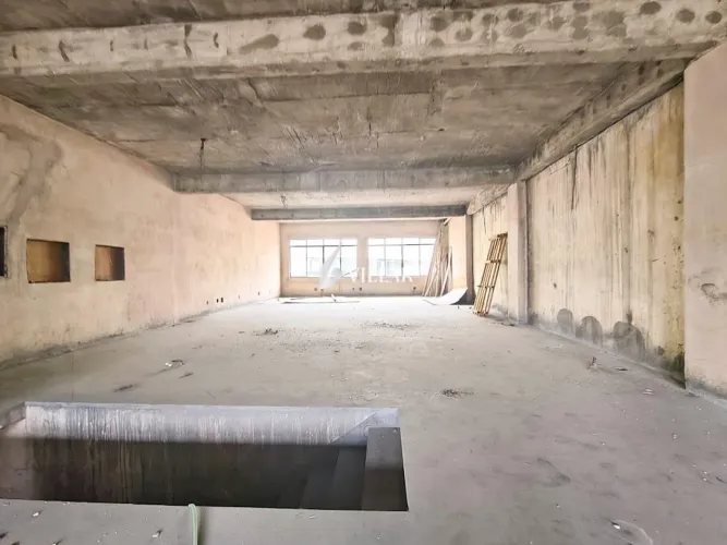 Galpão para alugar em Rio de Janeiro, Braz de Pina, com 250 m²