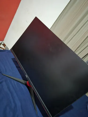 Monitor + Braços articulados