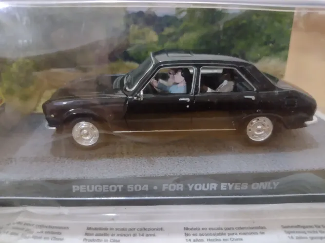 Coleção James Bond 007 - Miniatura Peugeot 504