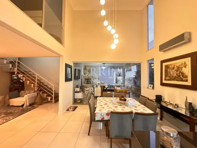 Casa a venda no condomínio Residencial Tivoli II em Bauru -SP.