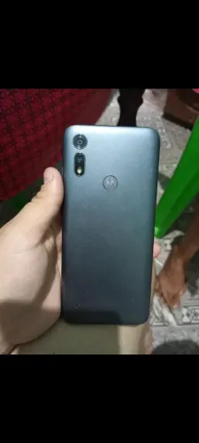Celular moto e6