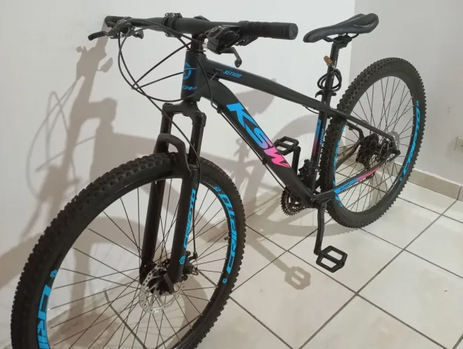 Bicicleta KSW XLT 100 Aro 29 com quadro em alumínio