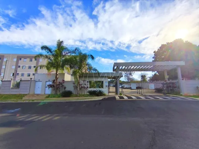Locação de Apartamentos / Padrão na cidade de Araraquara