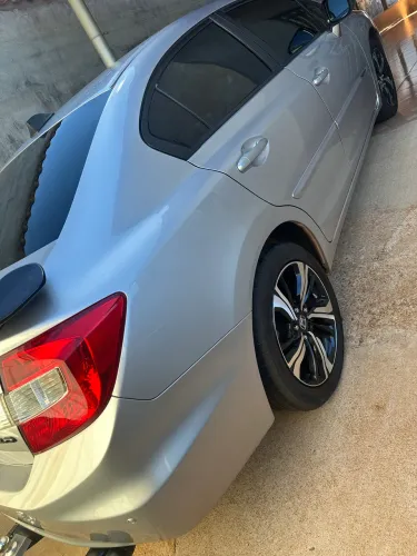 Honda Civic Sedan LXR 2.0 Flexone 16V Aut. 4P 2014