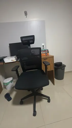 VENDE SE CADEIRA DE ESCRITÓRIO