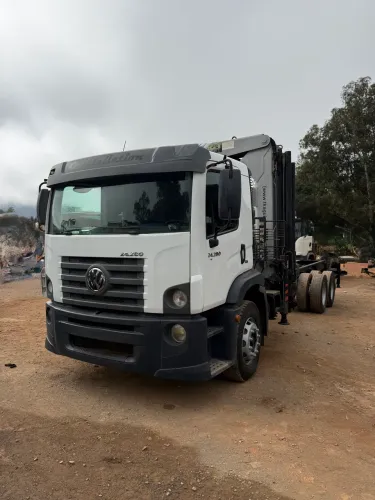 Caminhão munck 45.700 VW 24.280