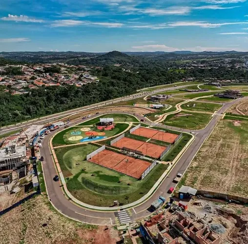 Lote à venda no Condomínio Plateau Dor Goiânia  576 m²