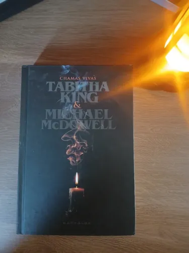 LIvro chamas vivas darkside books