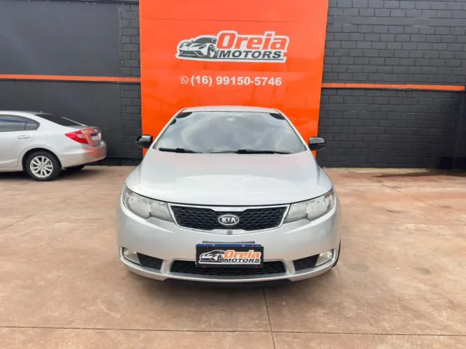Kia Motors Cerato 1.6 16V Mec. 2012