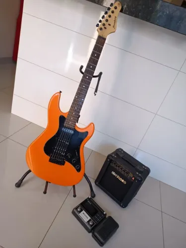 Guitarra e acessórios