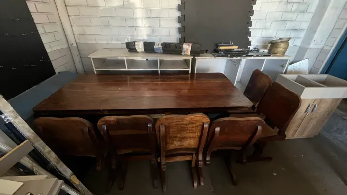 Mesa de Jantar Rústica em Madeira Maciça 1,90m com 6 Cadeiras