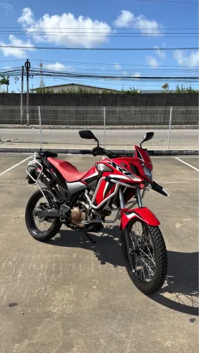 Honda XRE 300 Rally 2023 - Vermelha | Impecável | Pronta para rodar