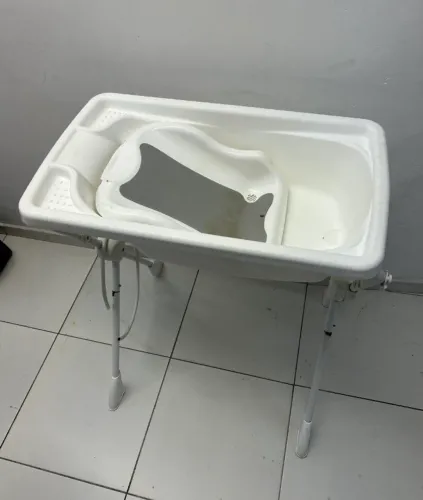 Banheira com suporte