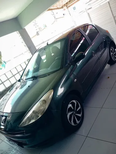 Peugeot 207 XR 1.4 Flex 8V 5P 2010