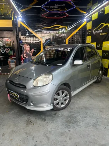 Nissan March SR 1.6 16V Flex Fuel 5P 2012