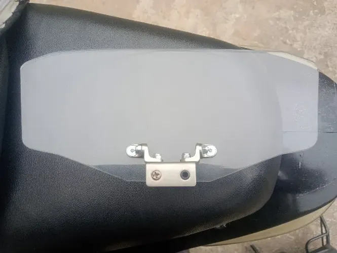 DEFLETOR PARABRISA MOTO
