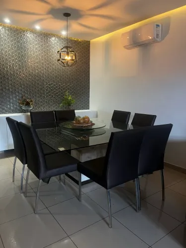 Mesa de jantar com vidro + prato giratório + 6 cadeiras