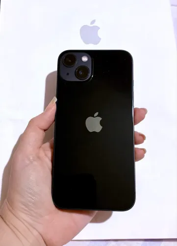 iPhone 13