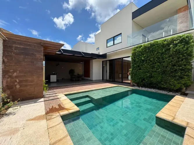 CASA DE ALTO PADRÃO À VENDA | PEDRINHAS - Porto Velho - RO