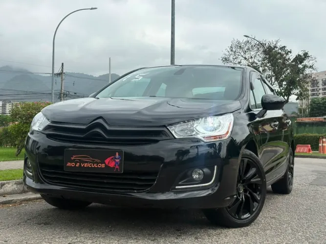 Citroen C4 Lounge Tendance 1.6 Turbo 4P AUT 2015