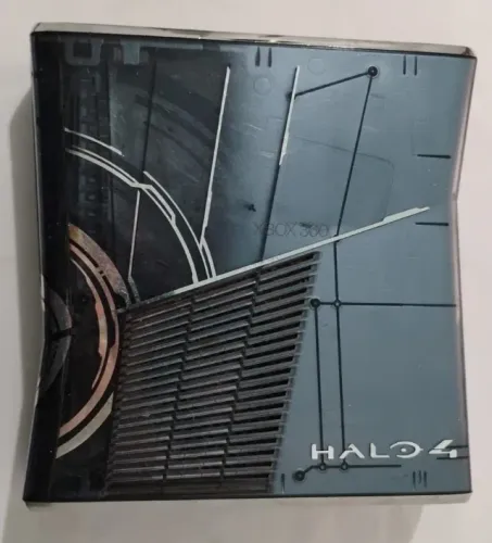 Xbox 360 Slim Halo 4 Limited Edition defeito