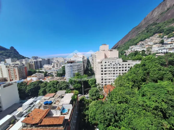 Oportunidade em Rua Transversal arborizada, próxima ao Bairro Peixoto , COM VAGA DE GARAGE