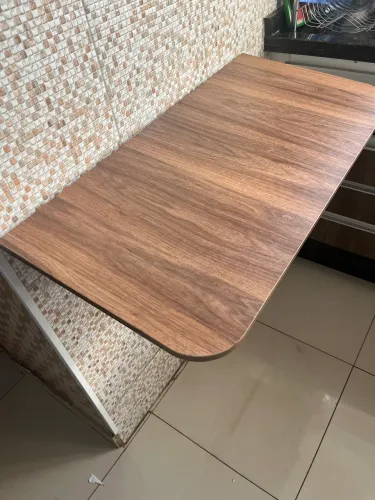 Mesa suspensa madeira