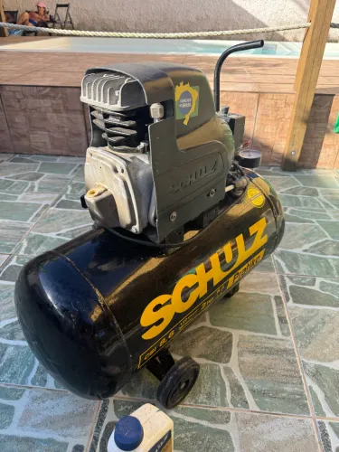 Compressor de ar 50 litros SCHULZ 2HP CSI 8,6