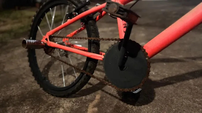 Bike,perfeita para fazer montadinha e com pneu