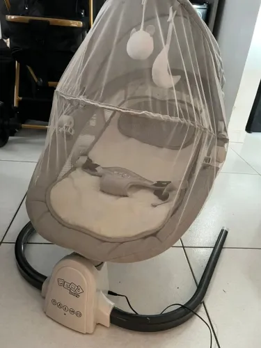 Vendo Cadeira De Descanso E Balanço Elétrica - Maxi Baby