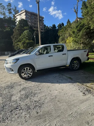 Toyota Hilux CD 4X4 2.8 Diesel Mec. 2020