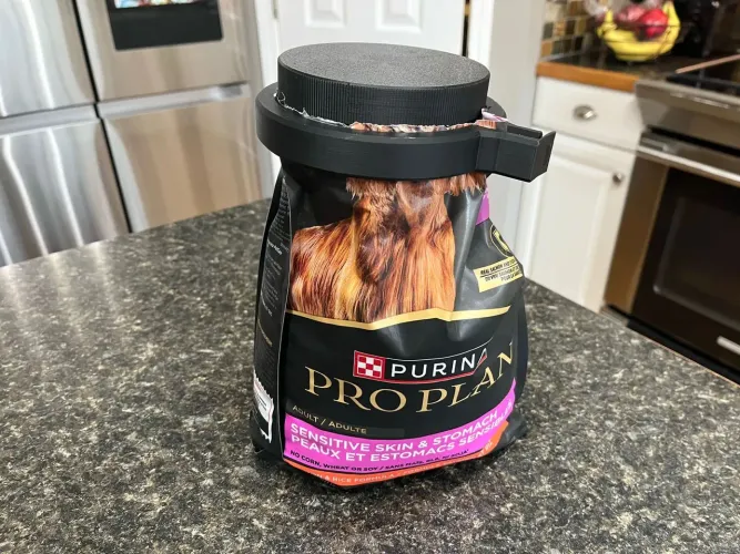 Presilha para saco de ração