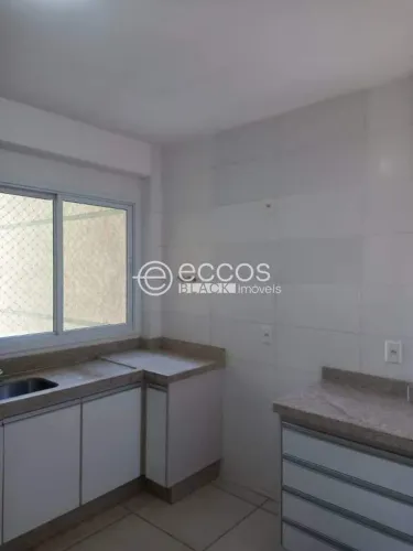 Apartamento para aluguel, 3 quartos, 3 suítes, 2 vagas, Centro - Uberlândia/MG