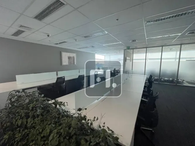 Conjunto para alugar, 2100 m² - Pinheiros - São Paulo/SP