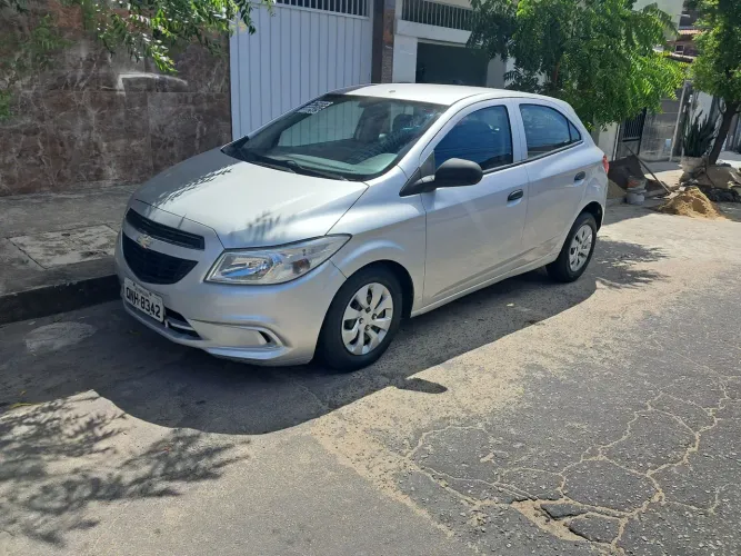Chevrolet Onix JOY Hatch 1.0 8V Flex Mec. 4P 2018