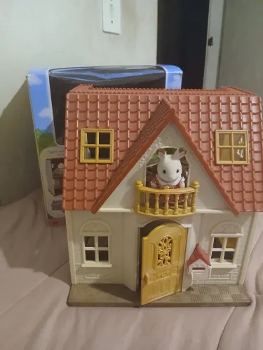 Primeira casa sylvanian families