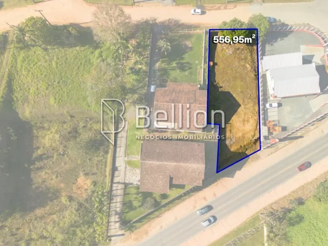 Terreno à Venda em Timbó | 556,95 m² na Rua Tupã com Fácil Acesso à SC-477