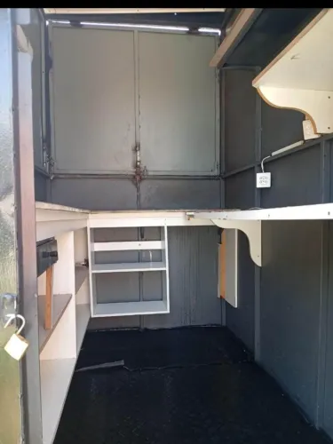 Vende se treiller