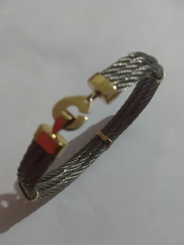 Pulseira em moeda antiga
