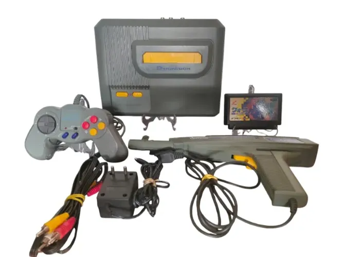 Console Dynavision com Controle / Turbo Flash Gun / Jogo Konami Quarth