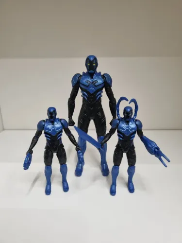 Bonecos Besouro Azul