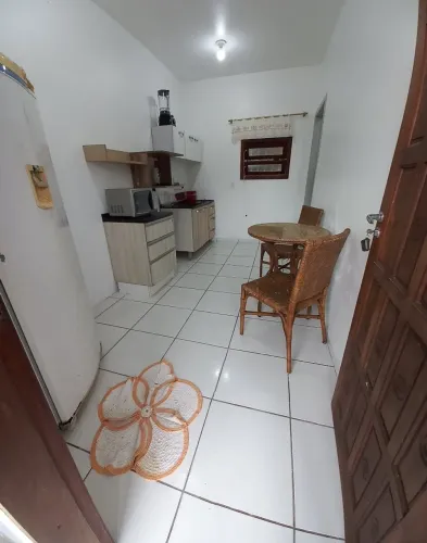 Alugo ( anual ) Jurerê tradicional 