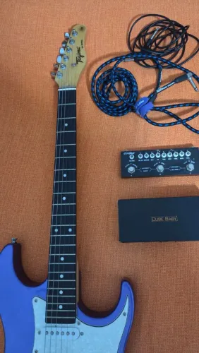 Guitarra Tagima tg520