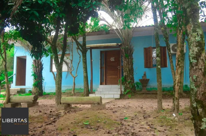 Sítio no bairro Bélem Velho com duas casas e loja comercial