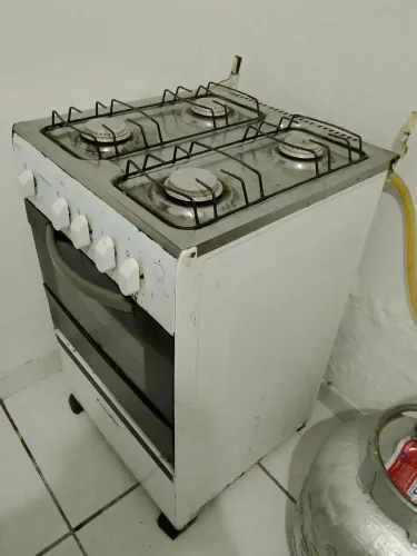 Fogão 4 bocas