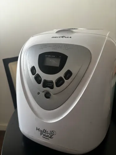 Máquina pão Britânia