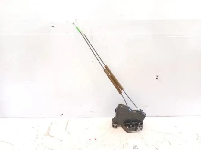 Fechadura trava eletrica dianteira dir Toyota fielder 2008