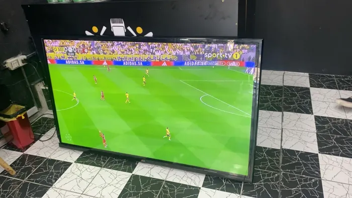 Vendo Tv LG 65 polegadas top de linha em estado de nova obs nao e smartv R$ 2050,00